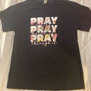 Christian Tee Pray